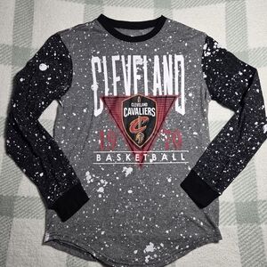 Mens NBA Cleveland Cavaliers Long Sleeve Shirt